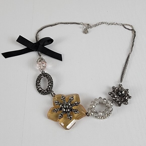 Simply Vera Wang Crystal Bow Statement Necklace 20.5 In Lobster Clasp - Picture 5 of 10